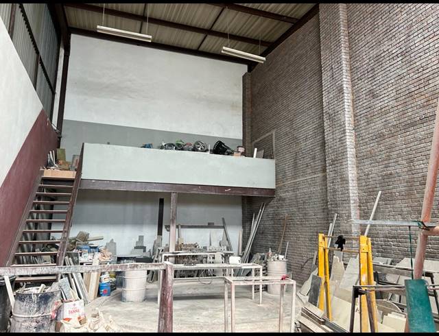 205M² WAREHOUSE FOR SALE IN MOREHILL